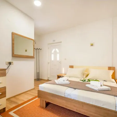 House Oaza Zadvarje