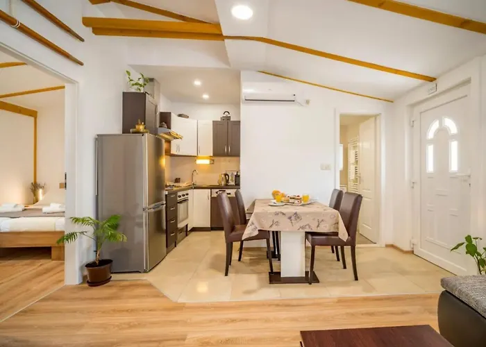 House Oaza בית נופש
